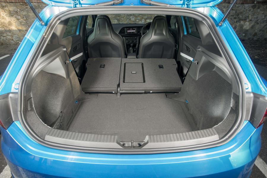  Seat Leon Cupra 290 2016 года  (UK) (фото 28 из 30)